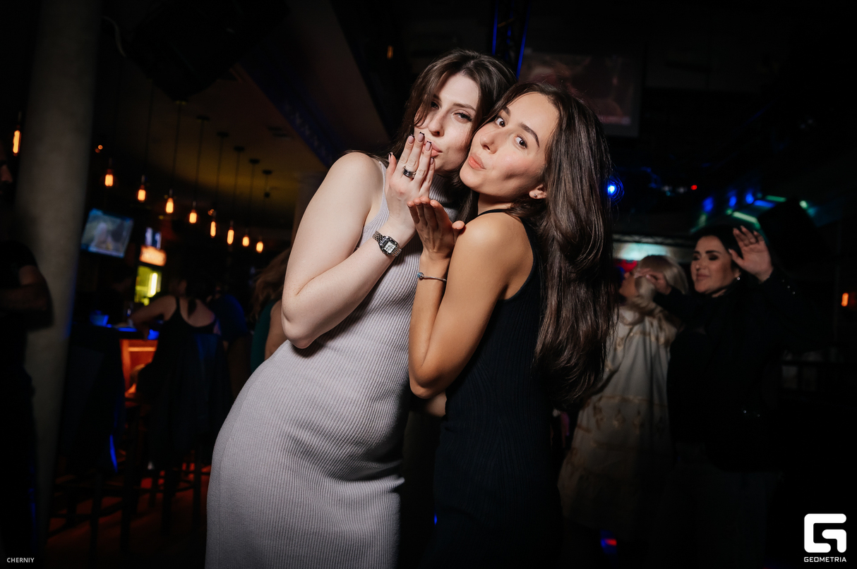 Friday party 29