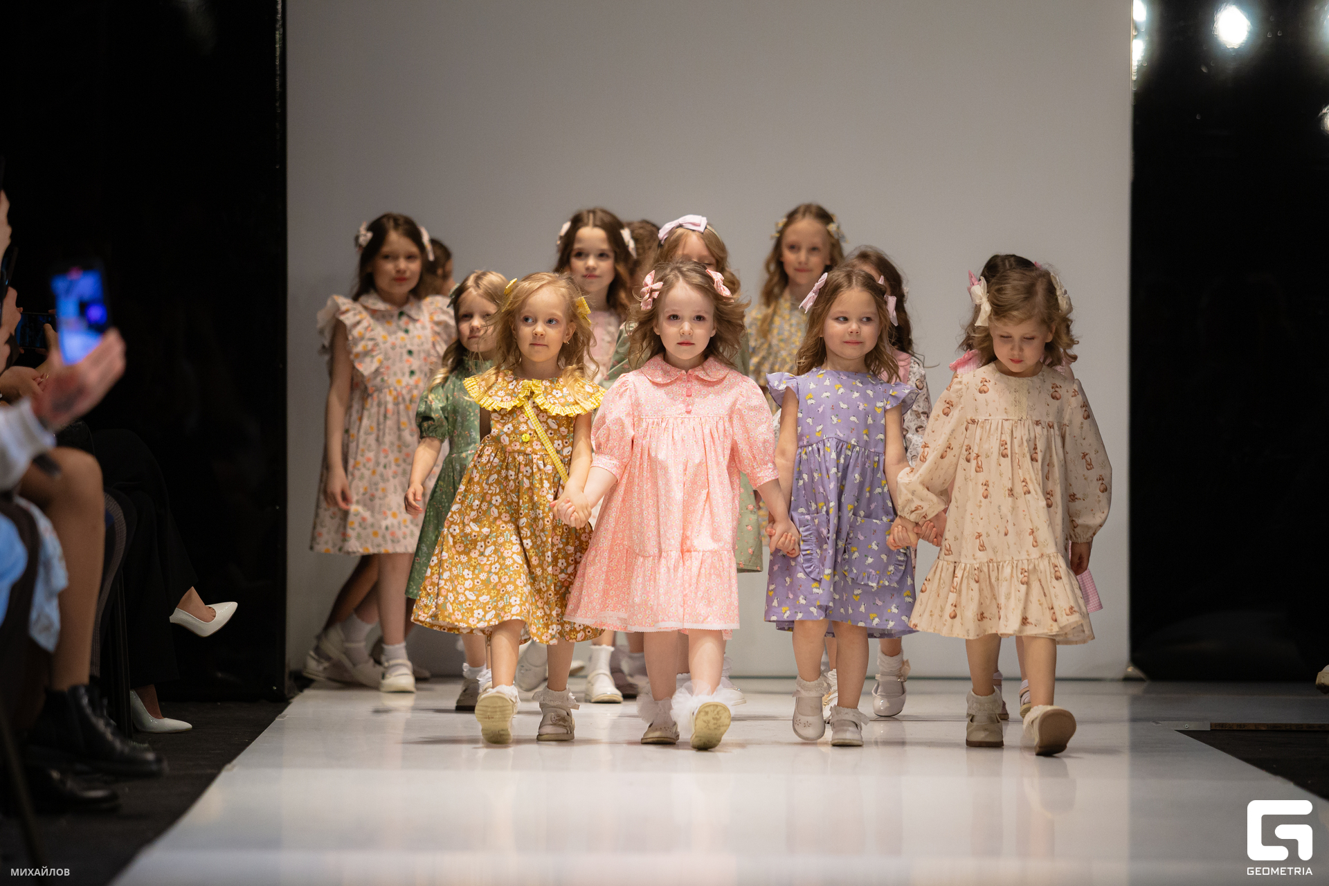 1002-2304061455-Показ - Михайлов.JPG