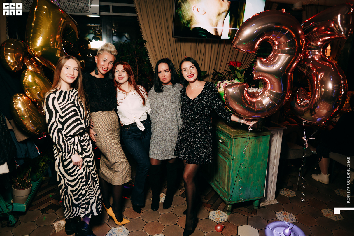 ПЯТНИЦА В «VERIKO» 22