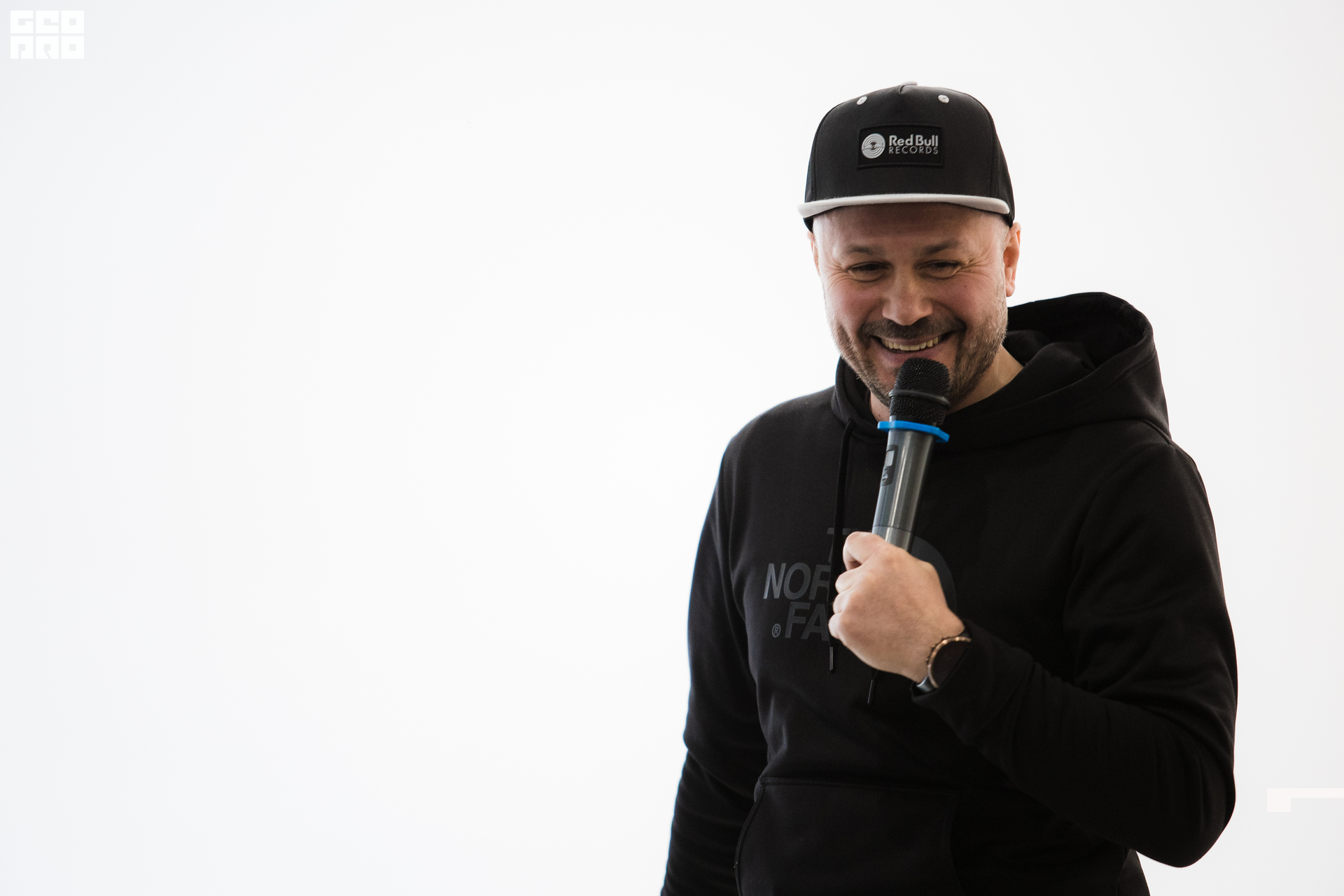 027-20220402-13-fotofest - Mikhailov.jpg