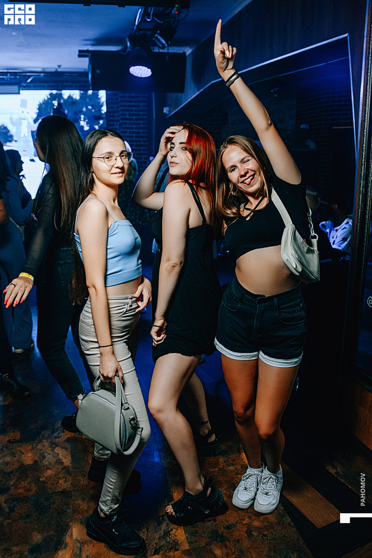 Friday party 8