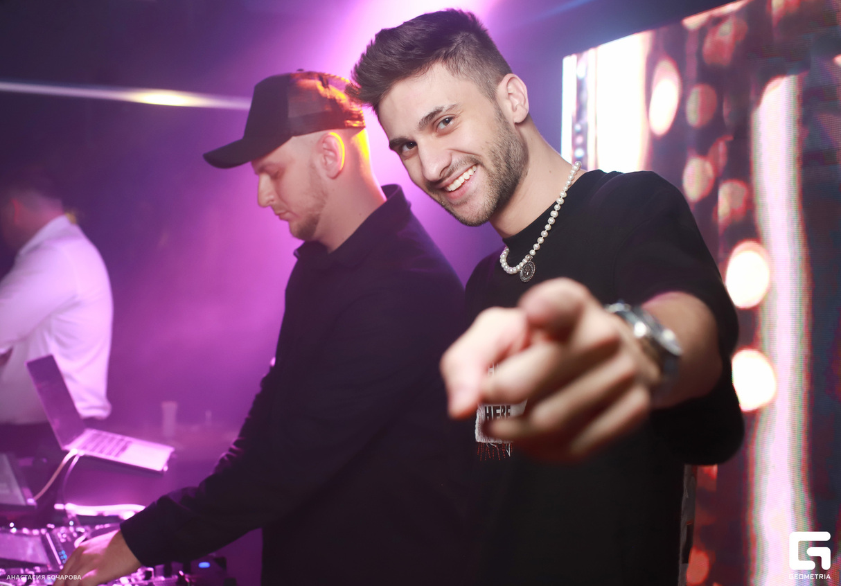 Weekend Party 23