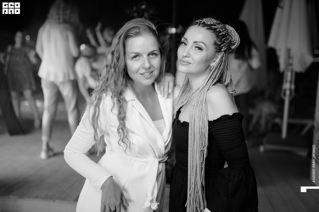Night pool party 13