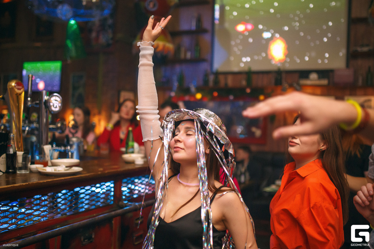 Звёздный Путь в Mr. Drunke Bar 16