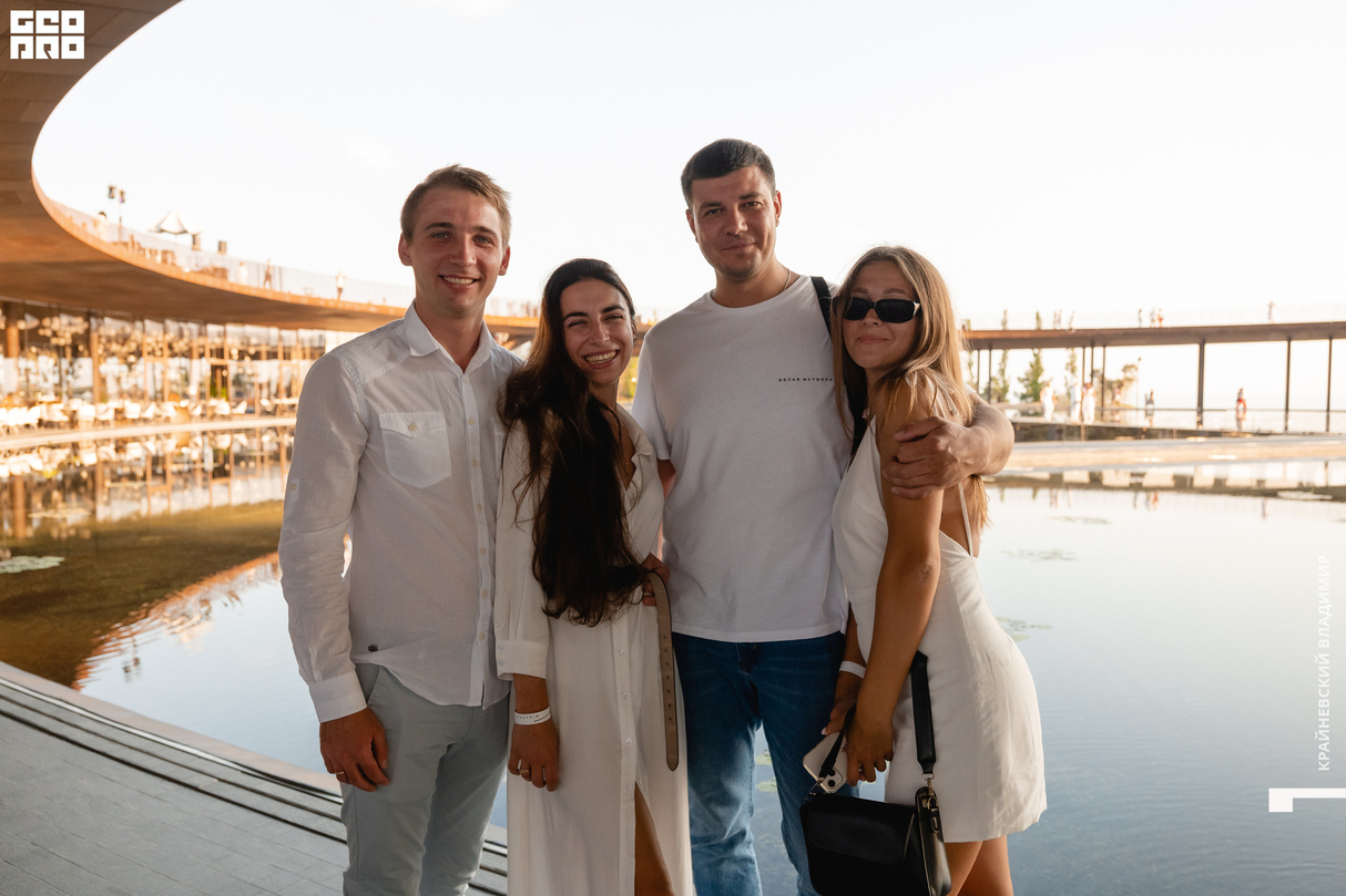 SUNSET Vibes в Винном парке 19