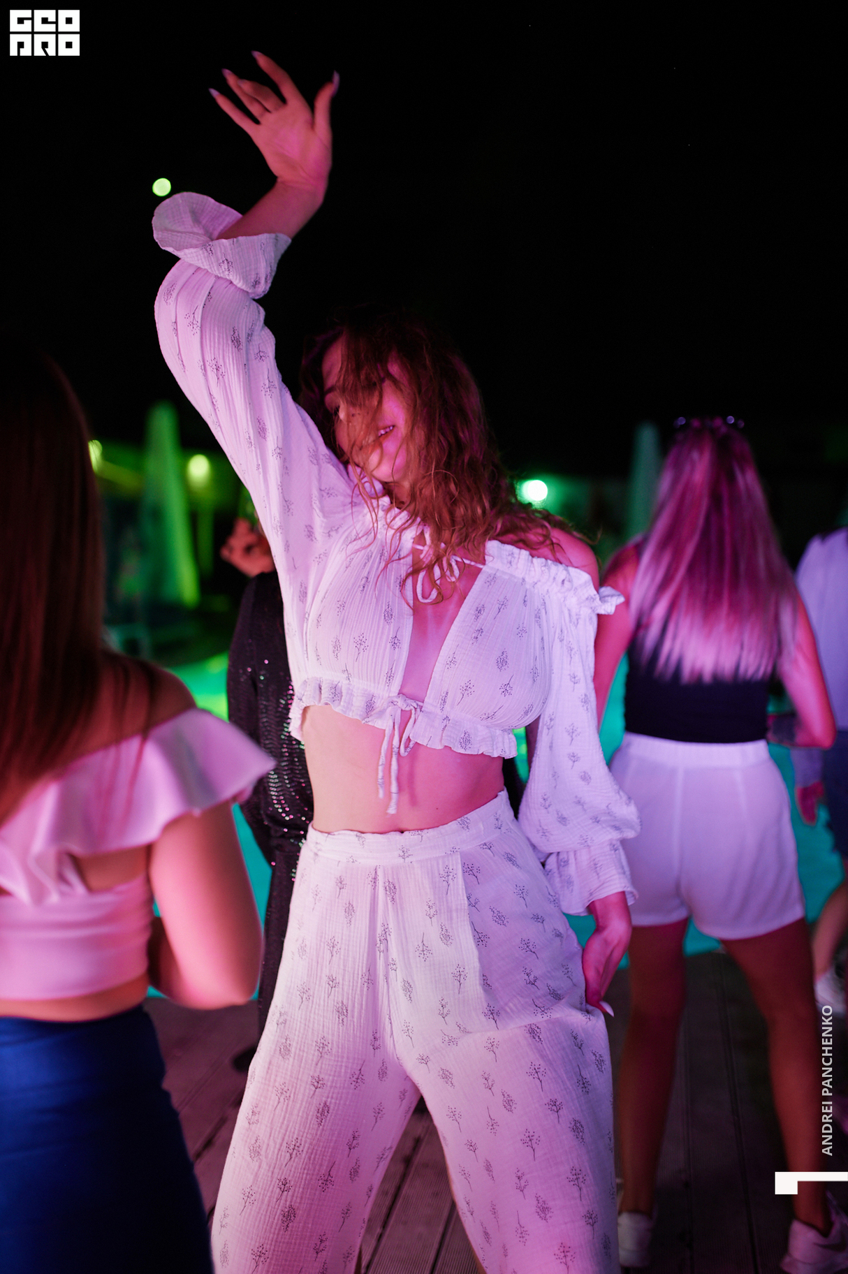 Night pool party 10
