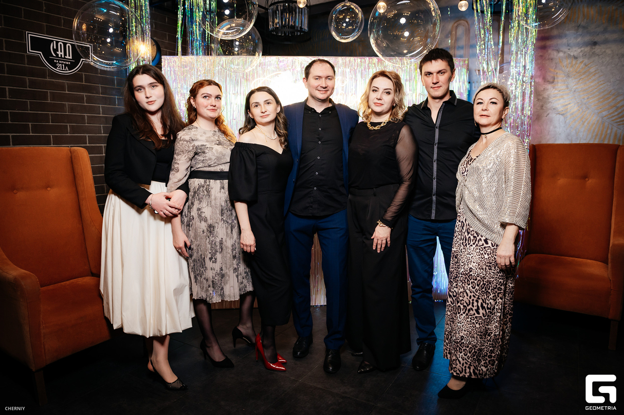 Новогодние корпоративы в ресторане "Сад на крыше" 27