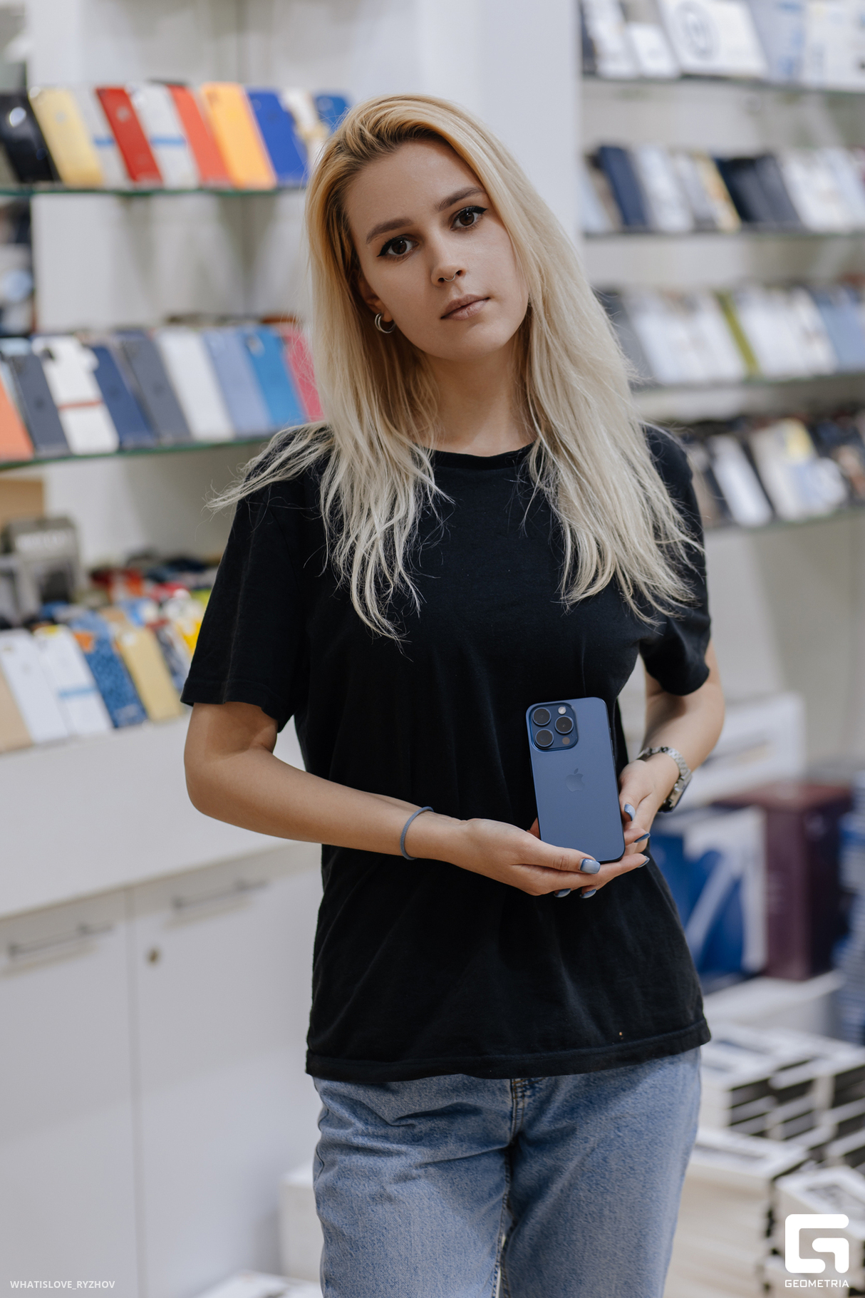Презентация iPhone 15 в iQmac 17