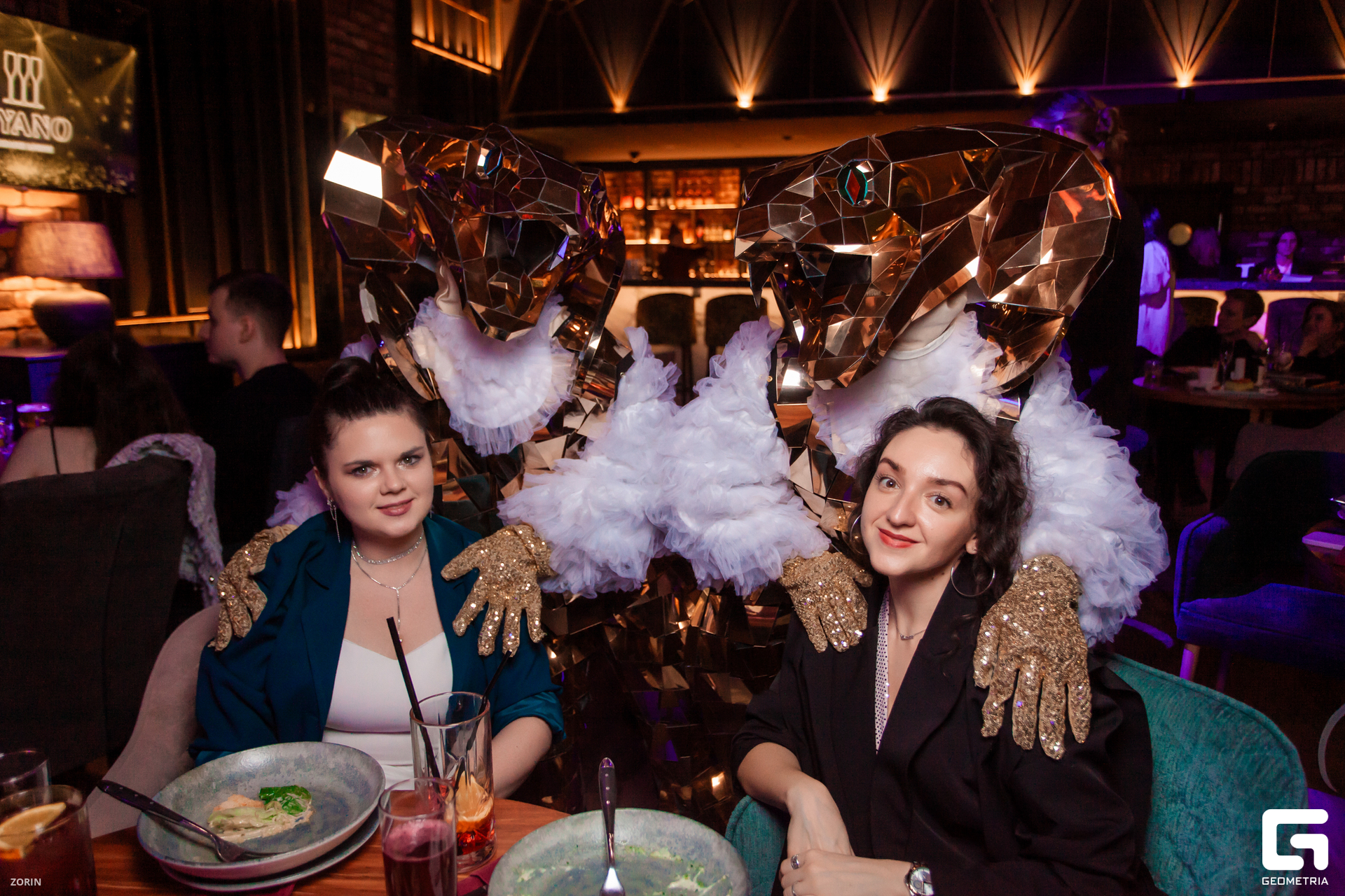 019-22-57-12-31-12-24- Zorin.jpg