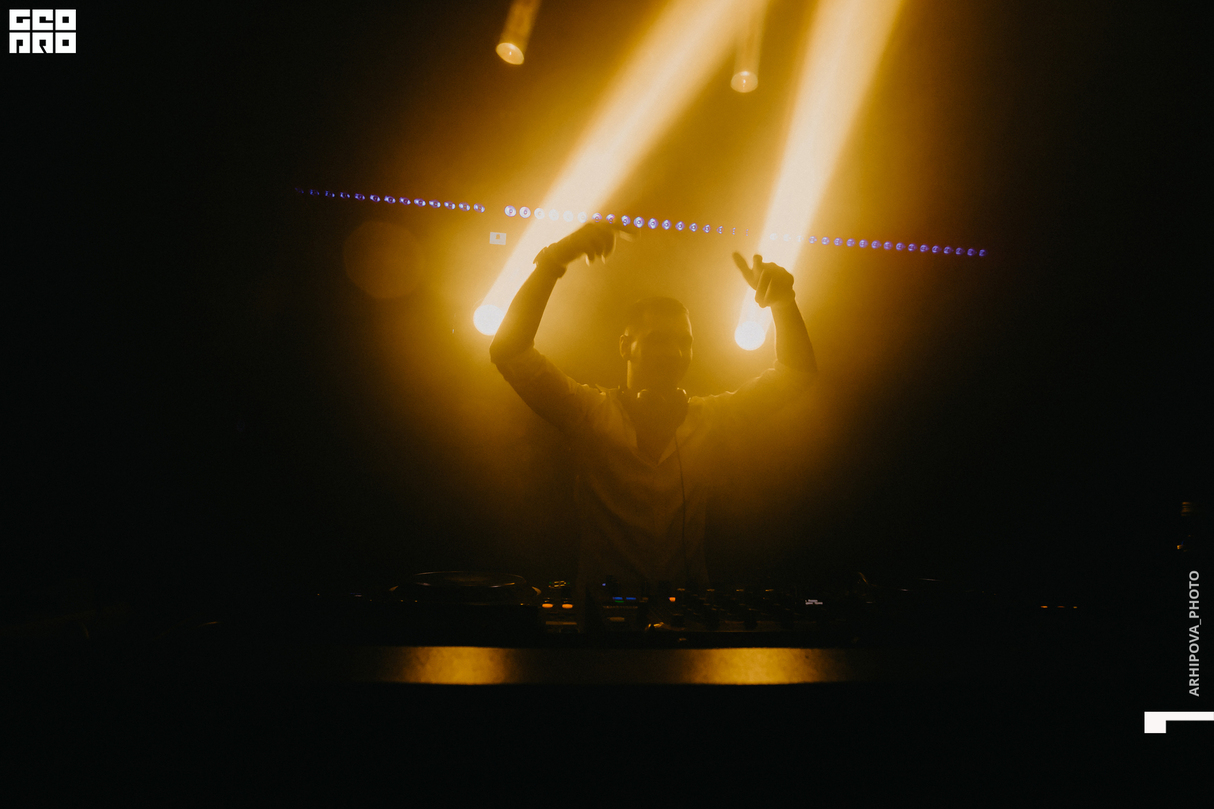 INSOMNIA 12