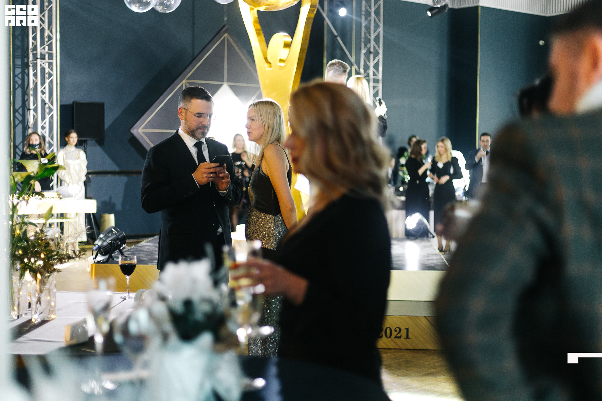 506_21-12-09 ISAEVA KASHIN SHVETS.jpg