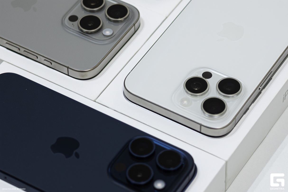 Презентация iPhone 15 в iQmac 8