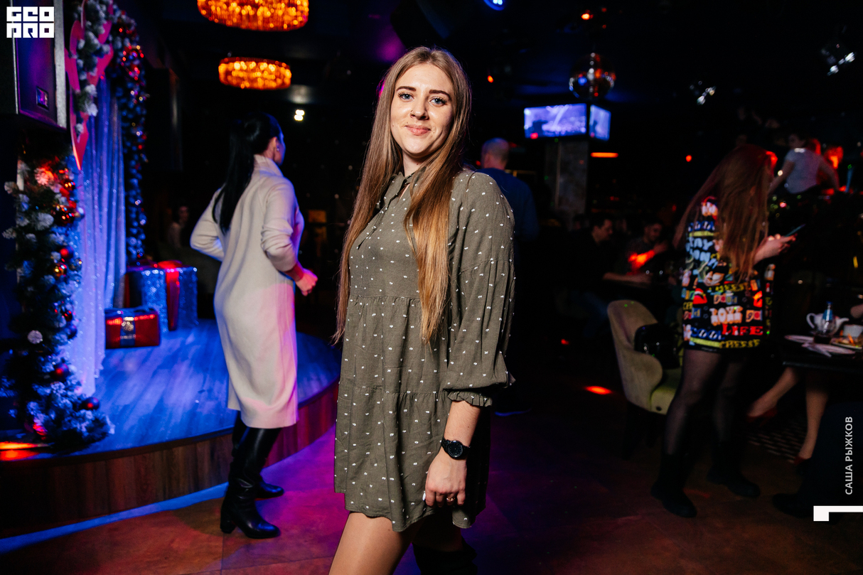 Saturday party 8