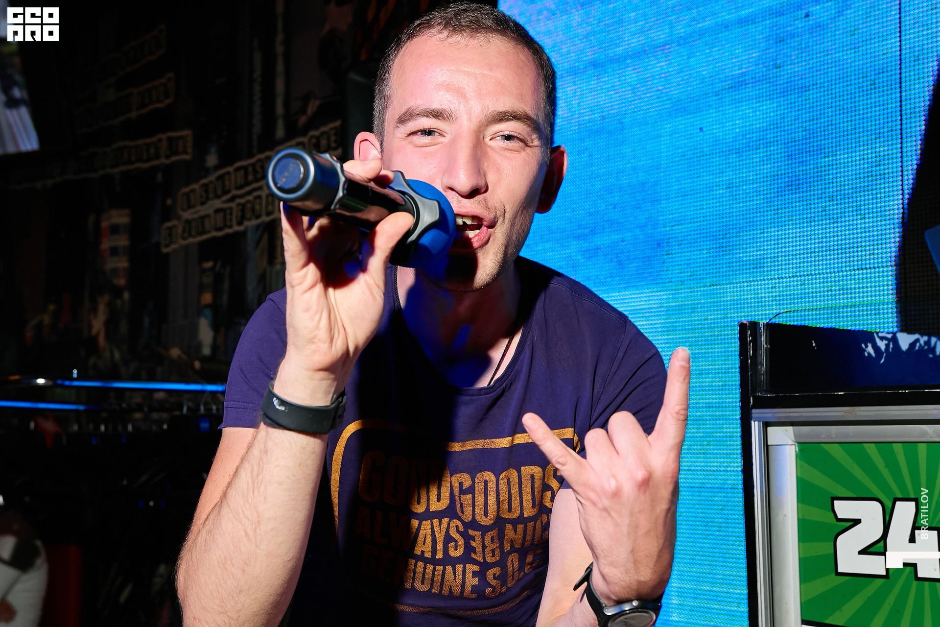 00009 - 2022-08-20 01.03.15 - Alex Bratilov.jpg