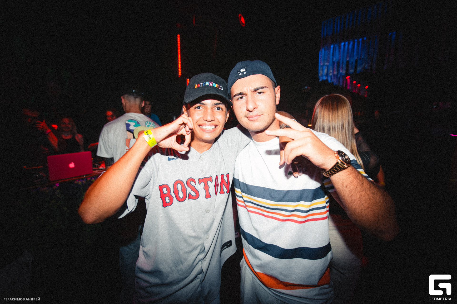 082 Repeat 26.08.jpg