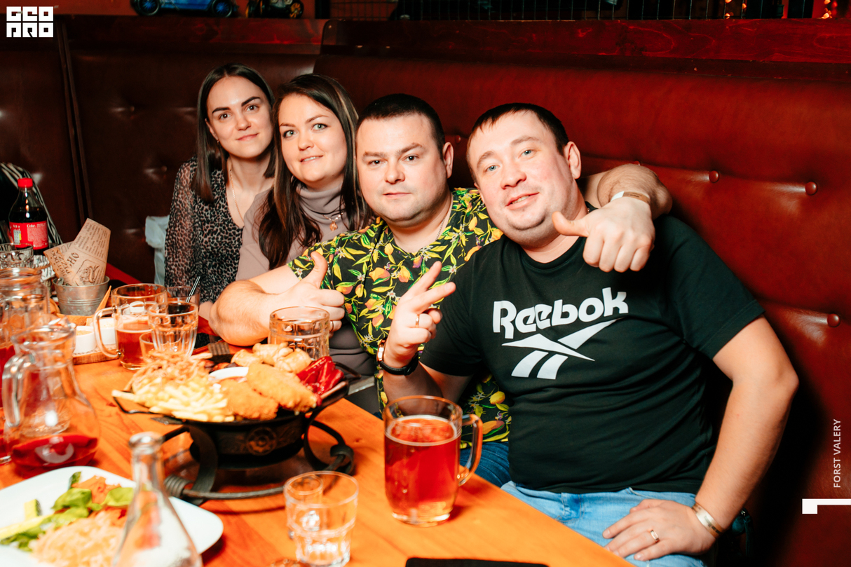 Субботний движ в "Своих" 7