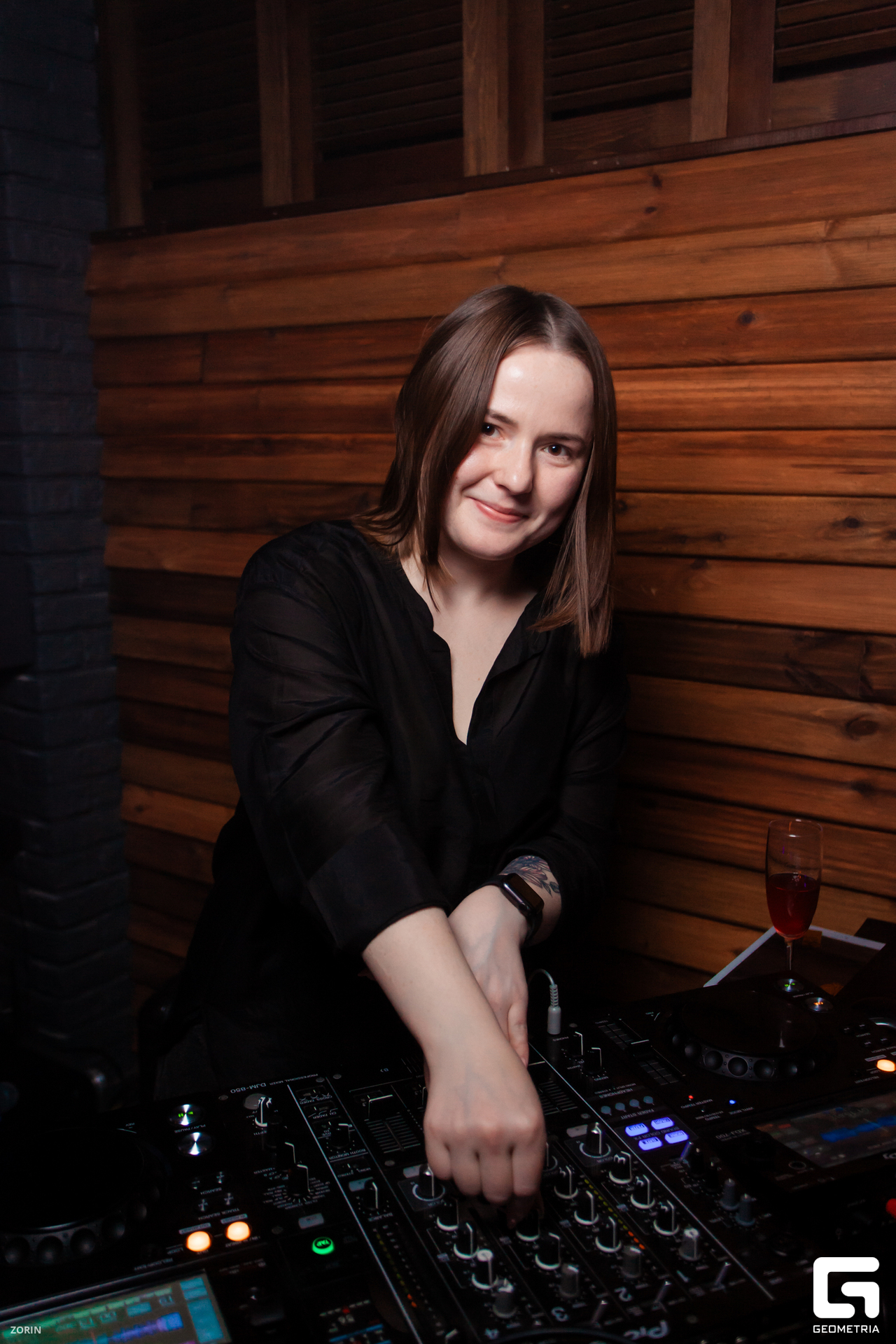 188-01-07-41-01-01-25- Zorin.jpg