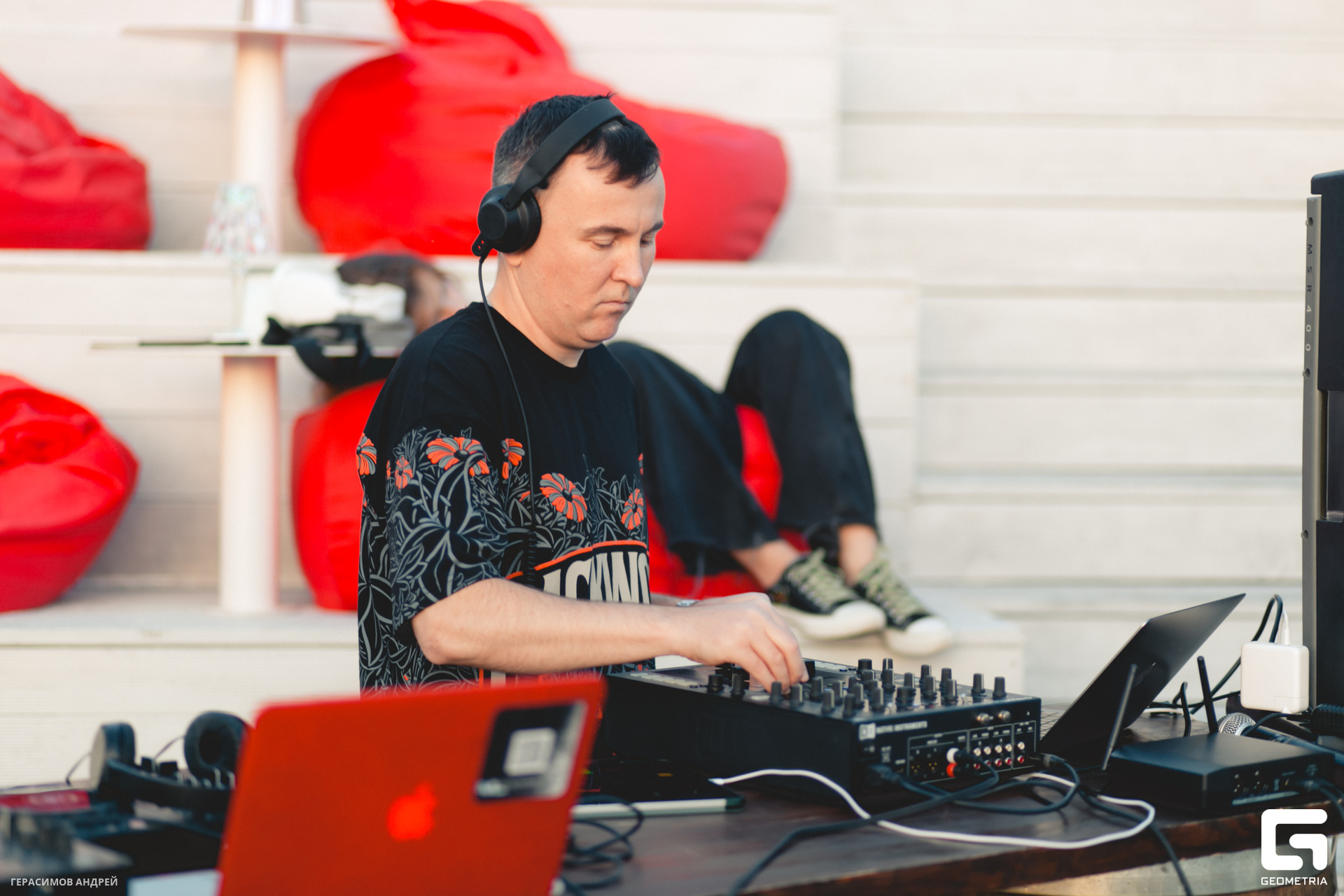 003 Rapana music 4.11.jpg