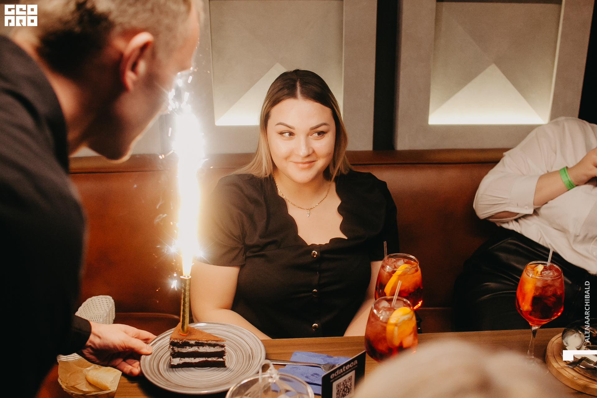 2022-11-18 20-00-27_alenaarchibald076.JPG