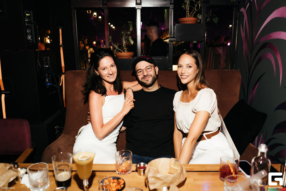 BARBQ отмечает 5 лет 19