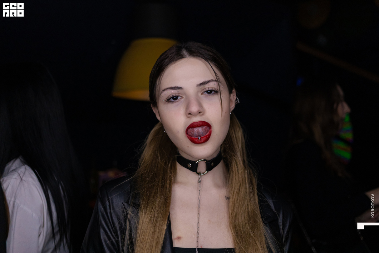 Funky Bar / Horror Night 7