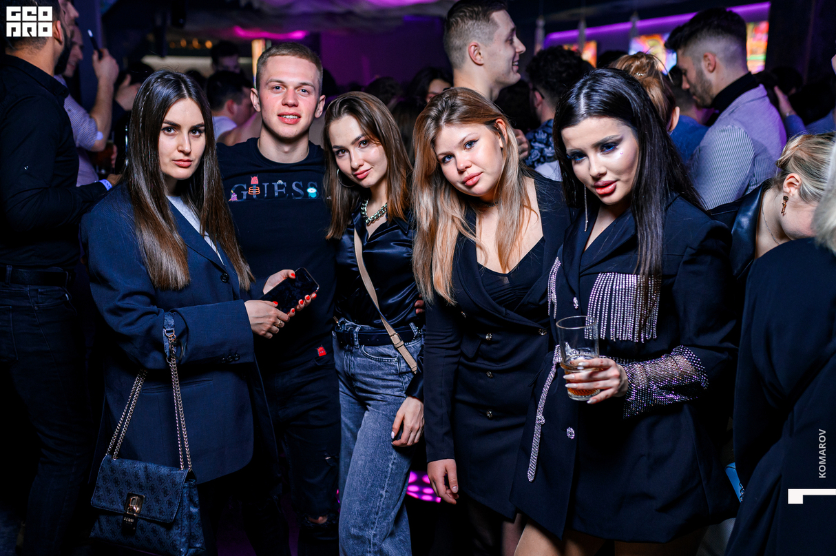 Shake Weekend 26
