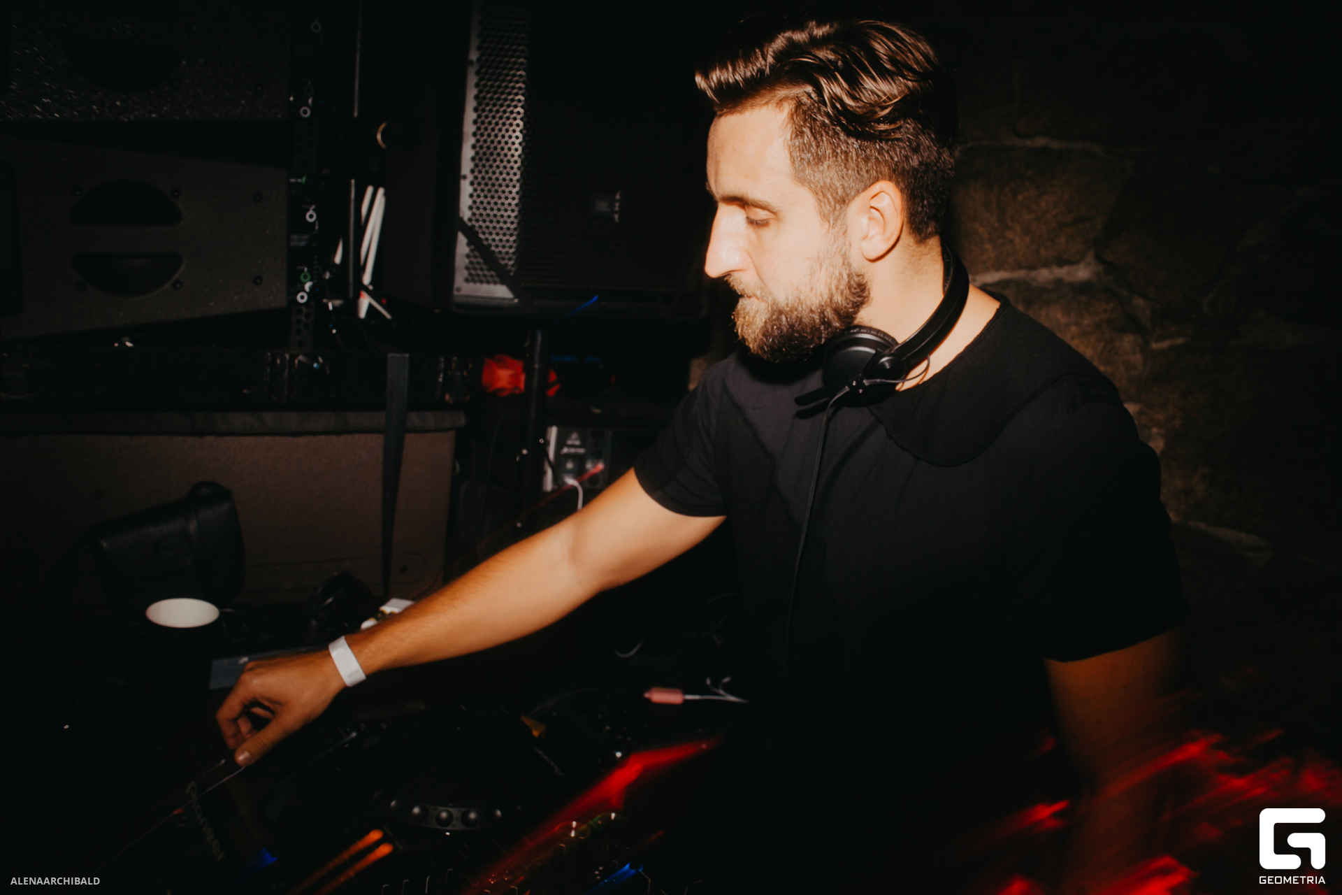 2023-07-15 00-21-46_alenaarchibald129.JPG