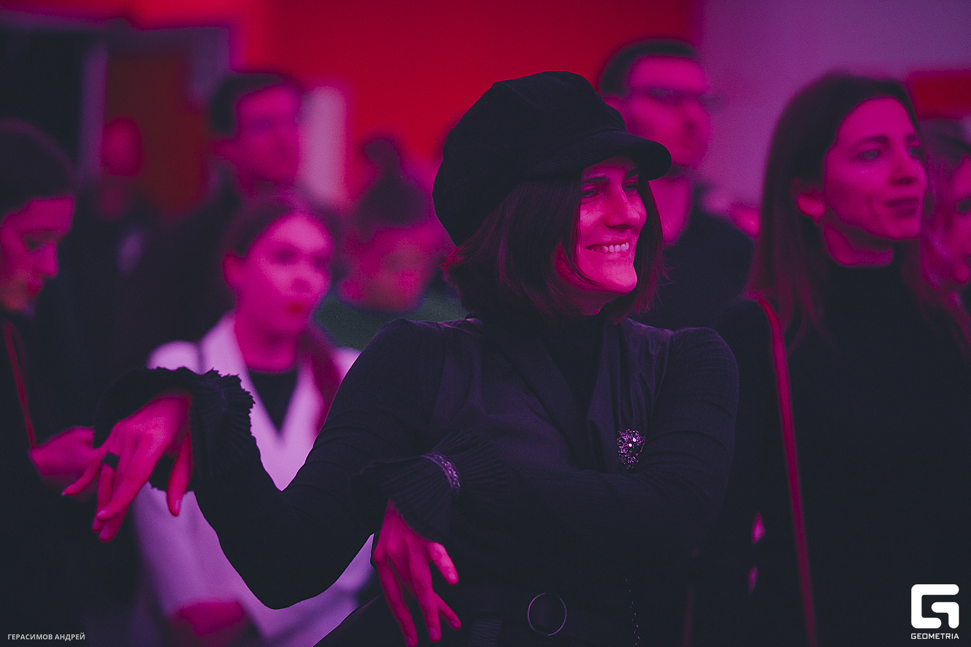 178 Red Arena 8. 02.jpg