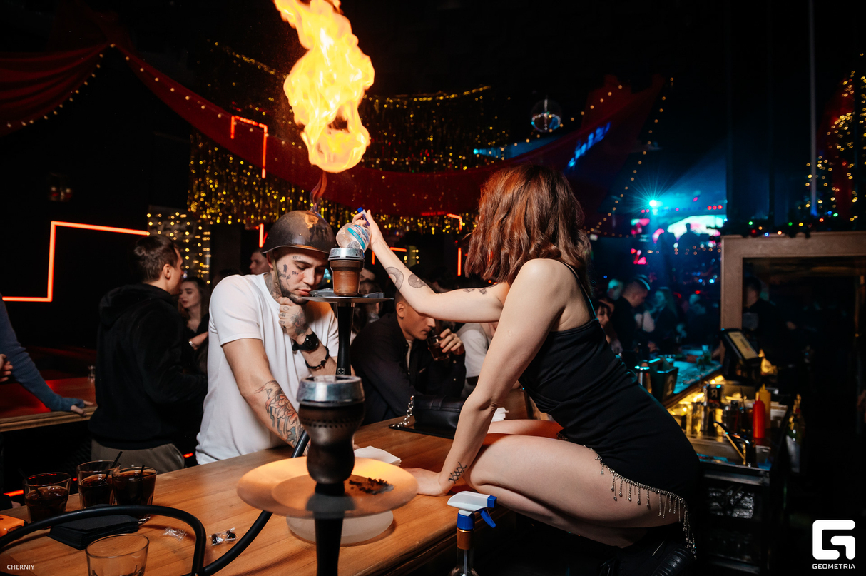 Saturday party 16