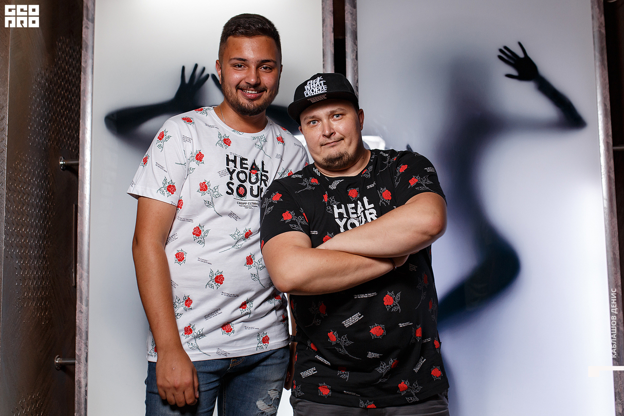 Muza-Bar - Double V Project 20