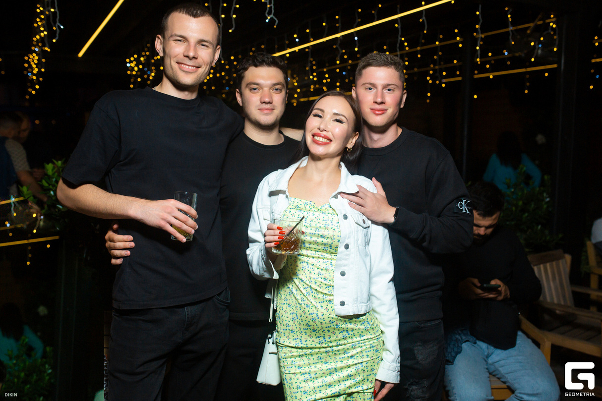 Saturday Night 27