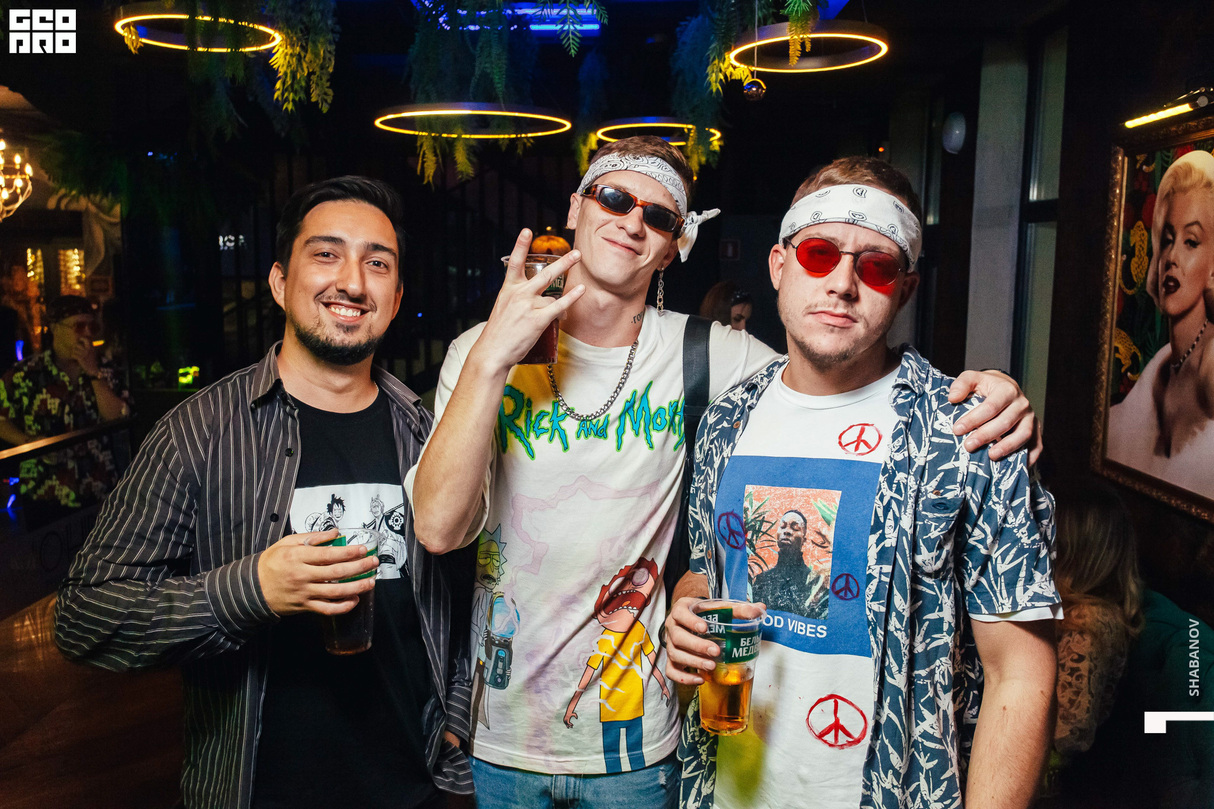 Hippie Party 20