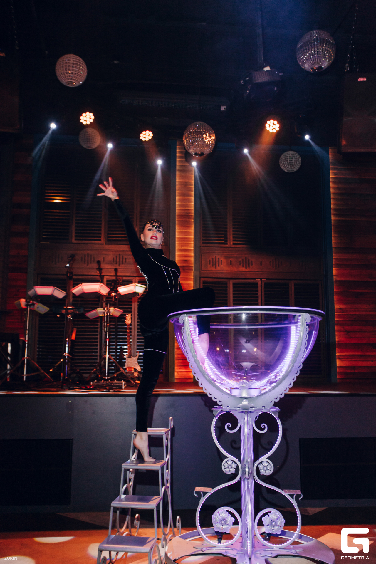 060-20-10-49-19-12-24- Zorin.jpg