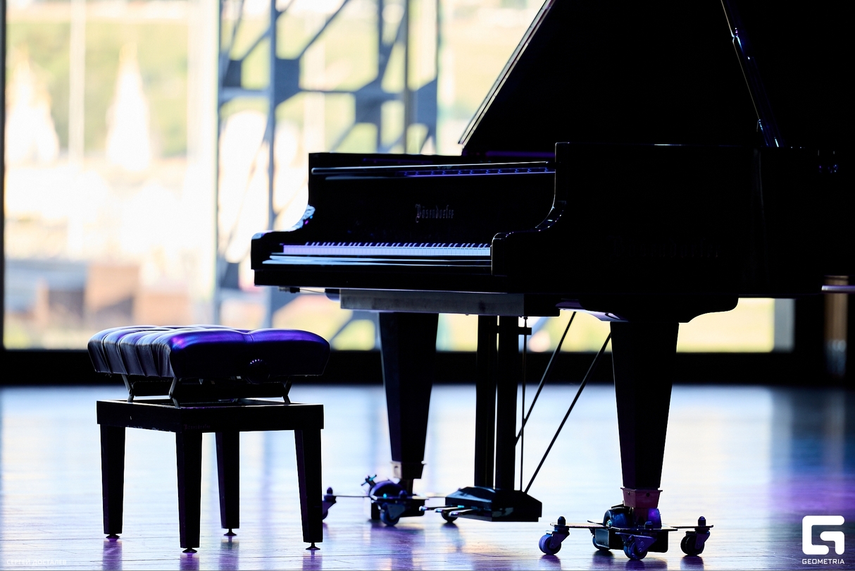 Pianissimo: Джордж Харлионо 10