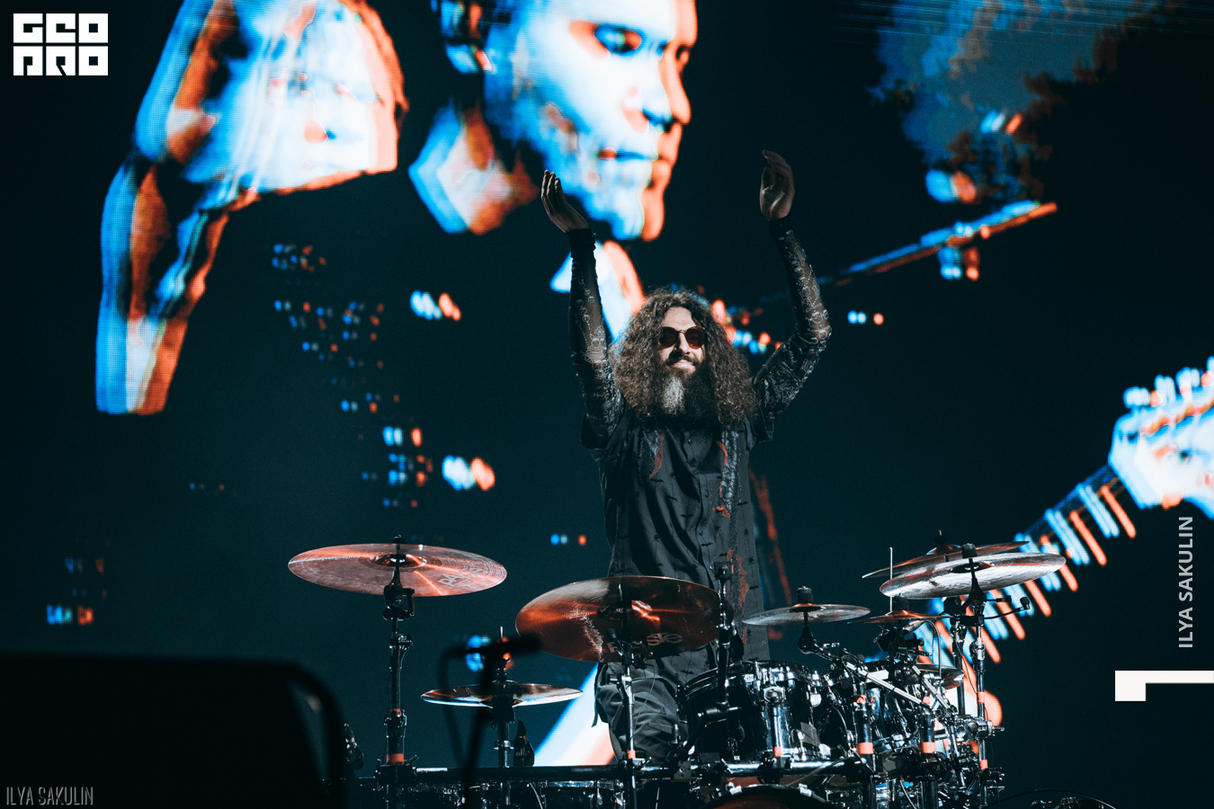 БИ-2 “НАМ НЕ НУЖЕН ГЕРОЙ” 14