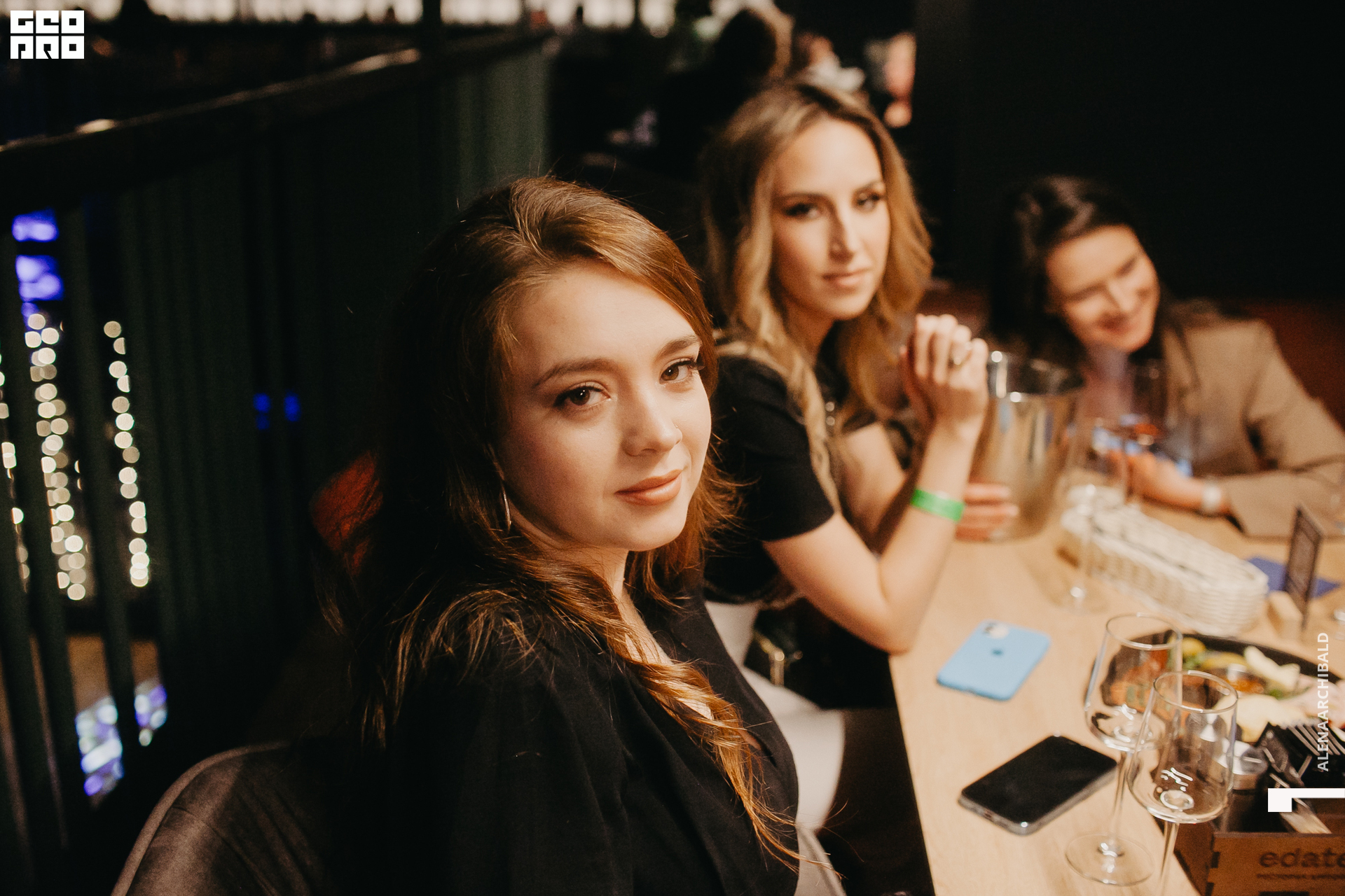 2022-11-18 20-00-27_alenaarchibald020.JPG