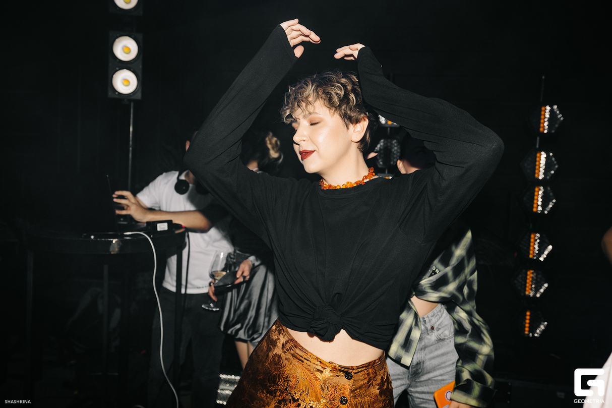REBRN х iL GARAGE 30