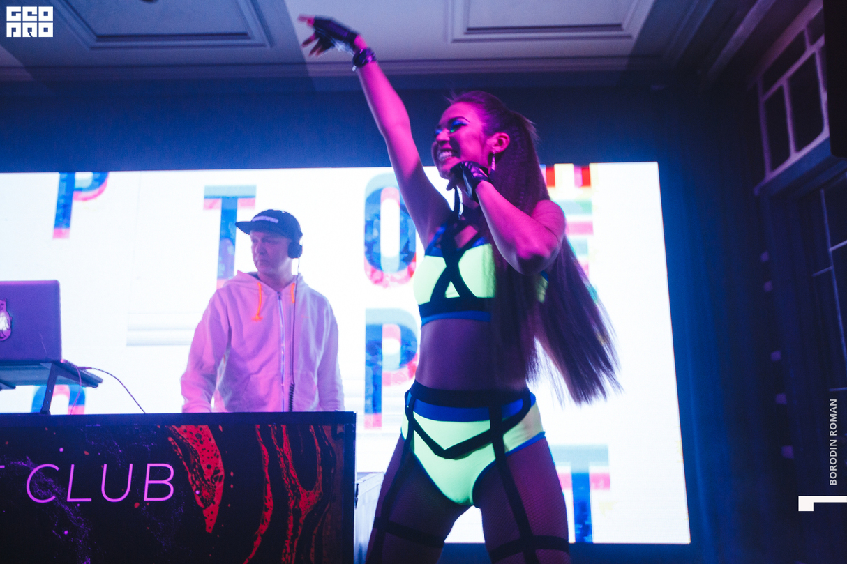 The Top Club WKND 24