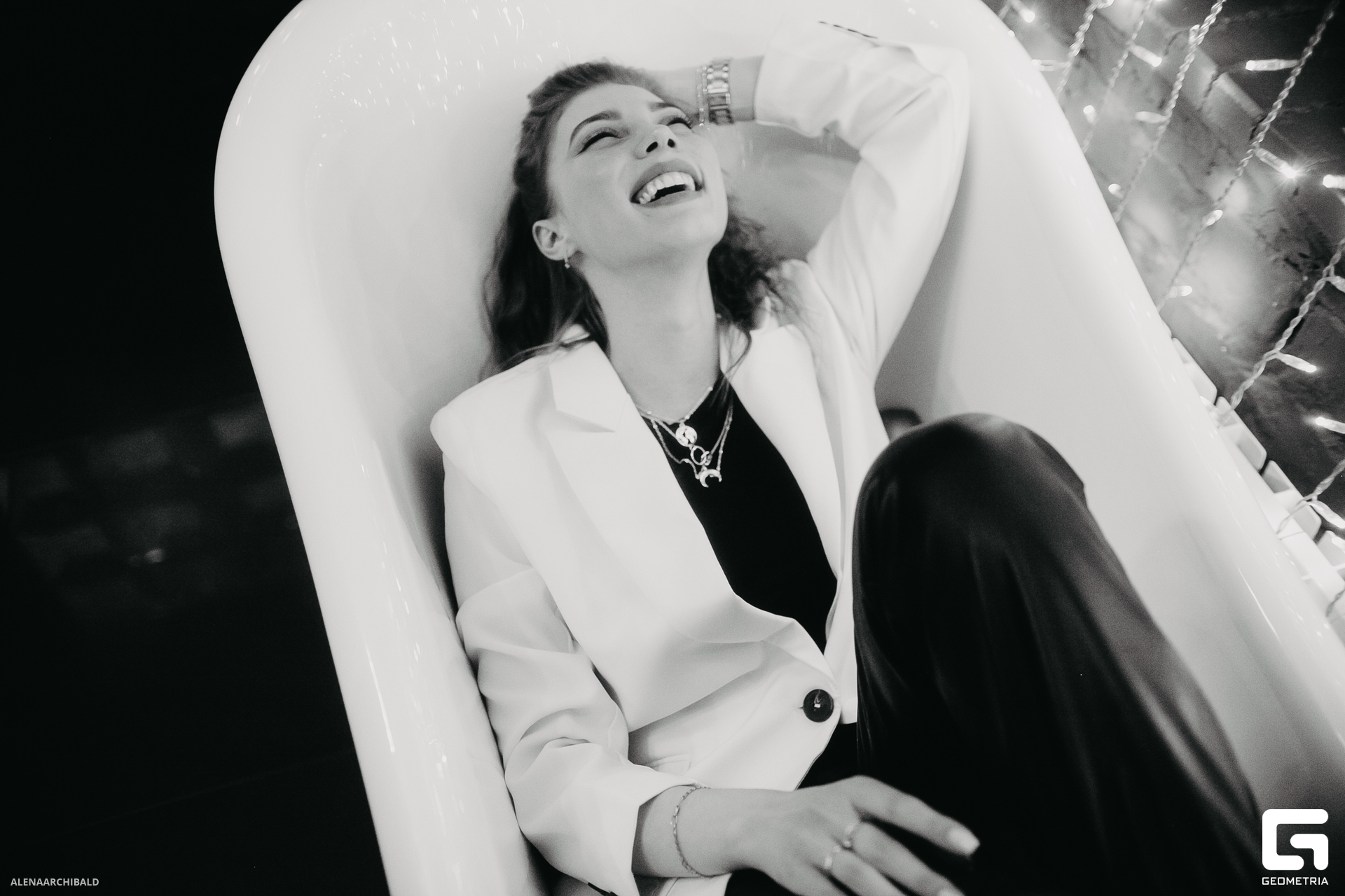 2023-04-08 00-27-04_alenaarchibald013.JPG