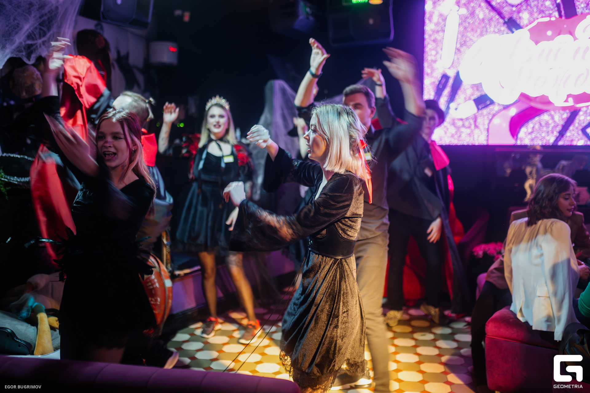 DSC_9887-Enhanced-NR копия.jpg