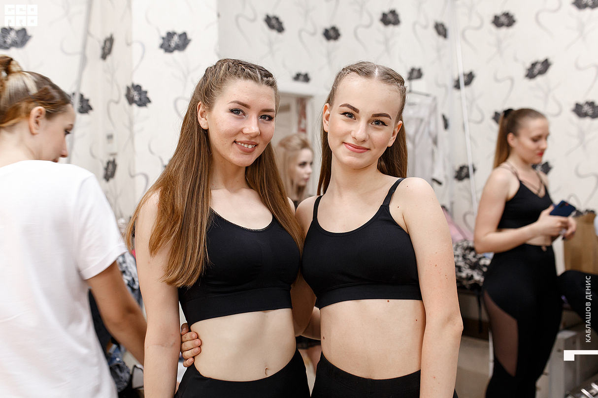Podium - ALEX DANCE STUDIO