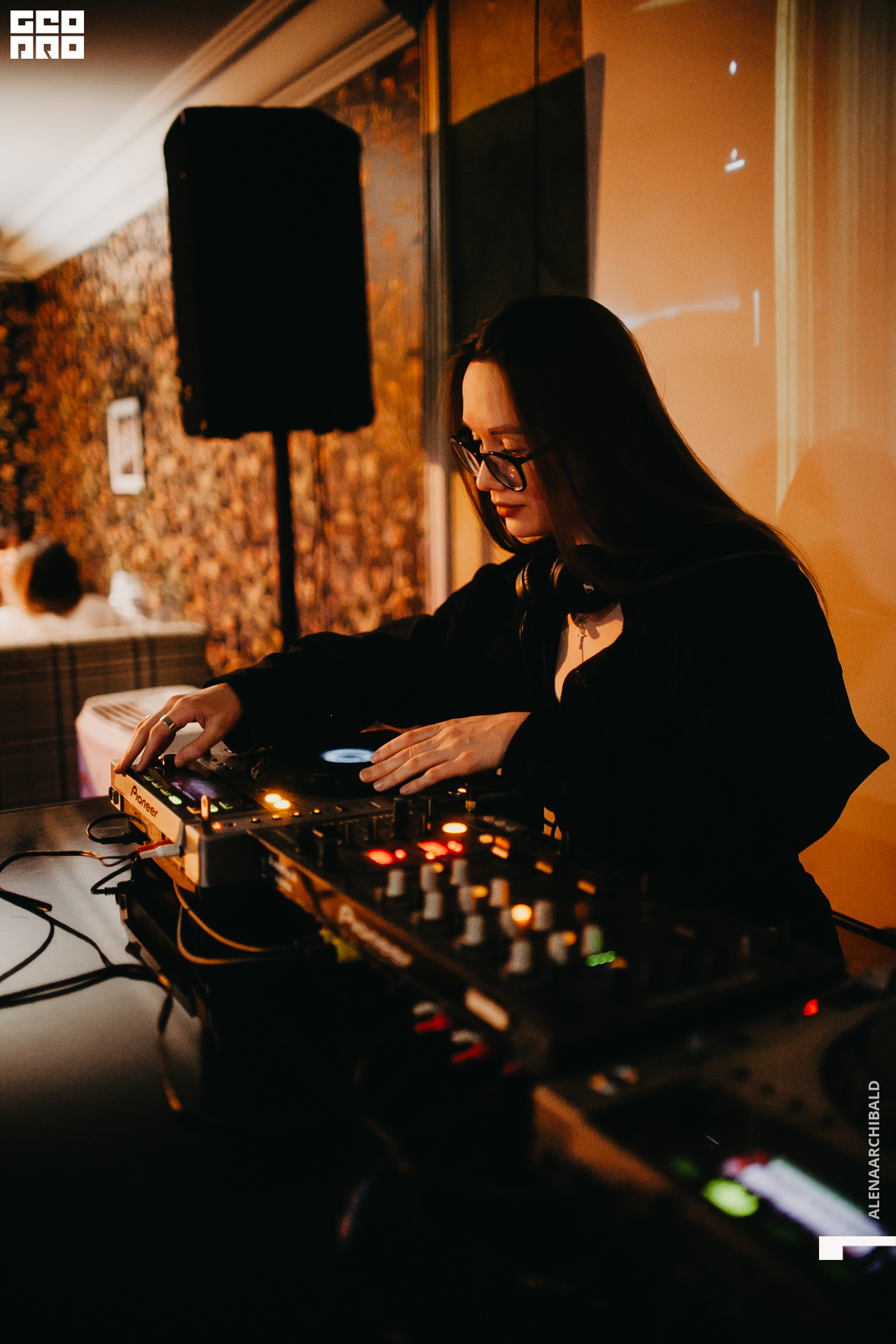 2020-11-20 22-00-22_alenaarchibald_025.JPG