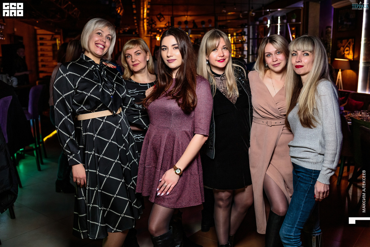 Пятница в кафе Терраса 8