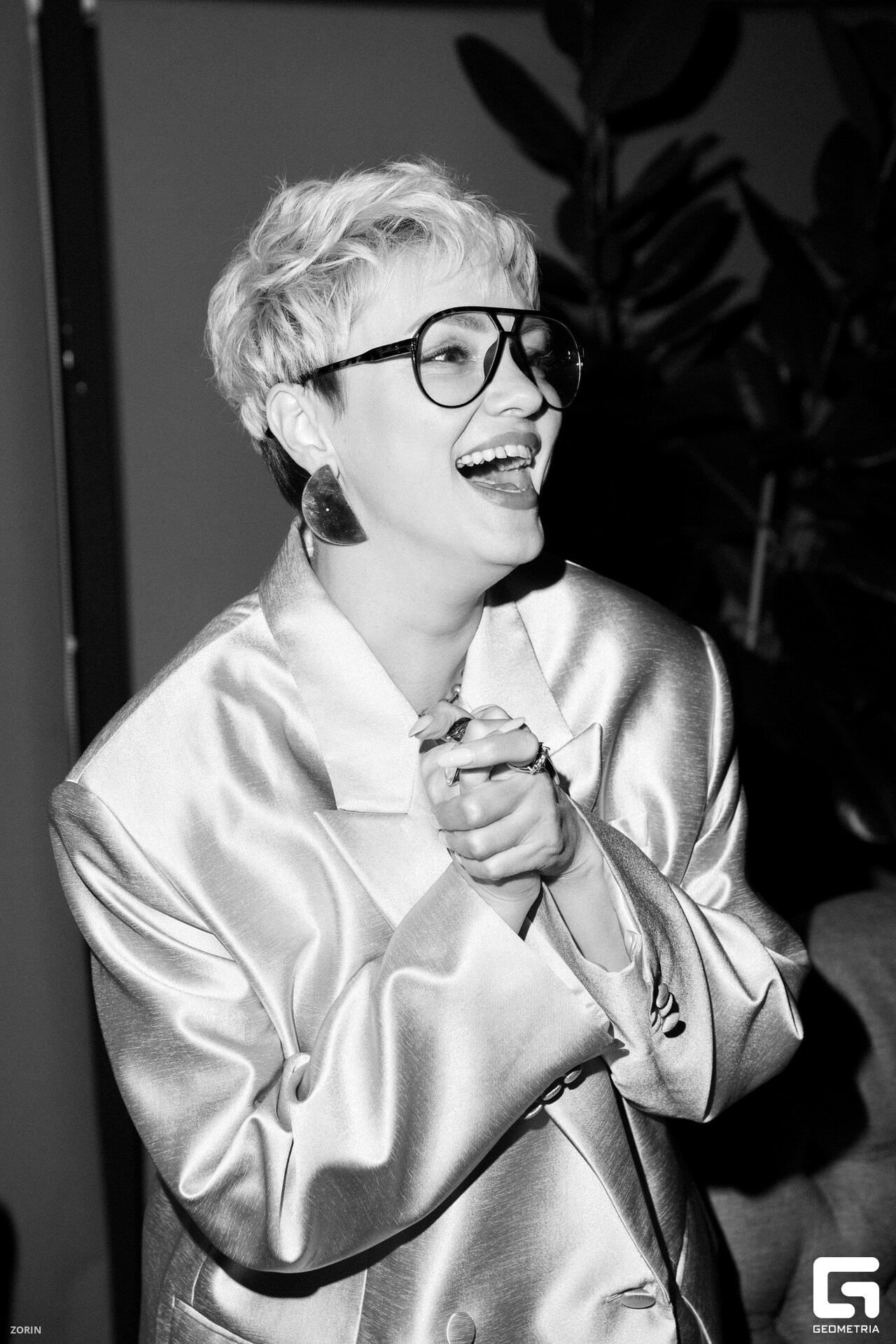 313-21-53-23-25-05-25- Zorin_resized.jpg