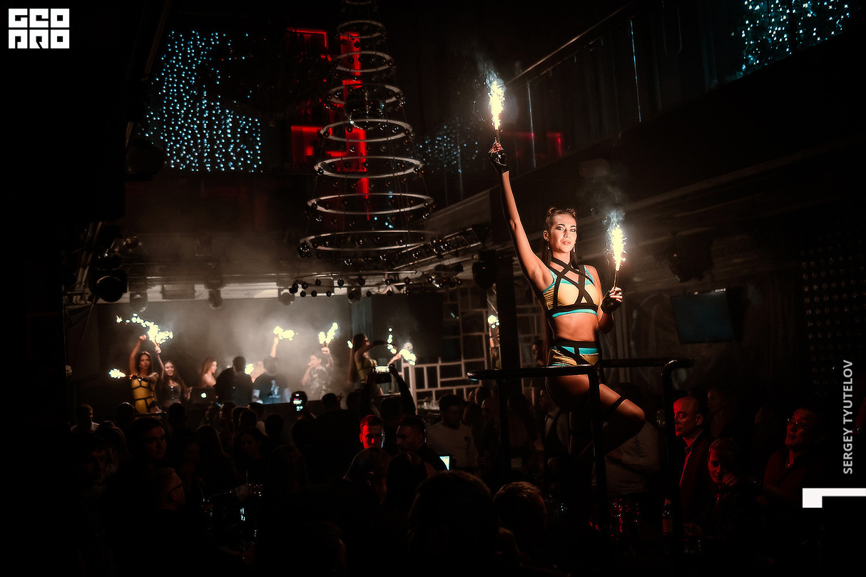 THE TOP CLUB WKND 24