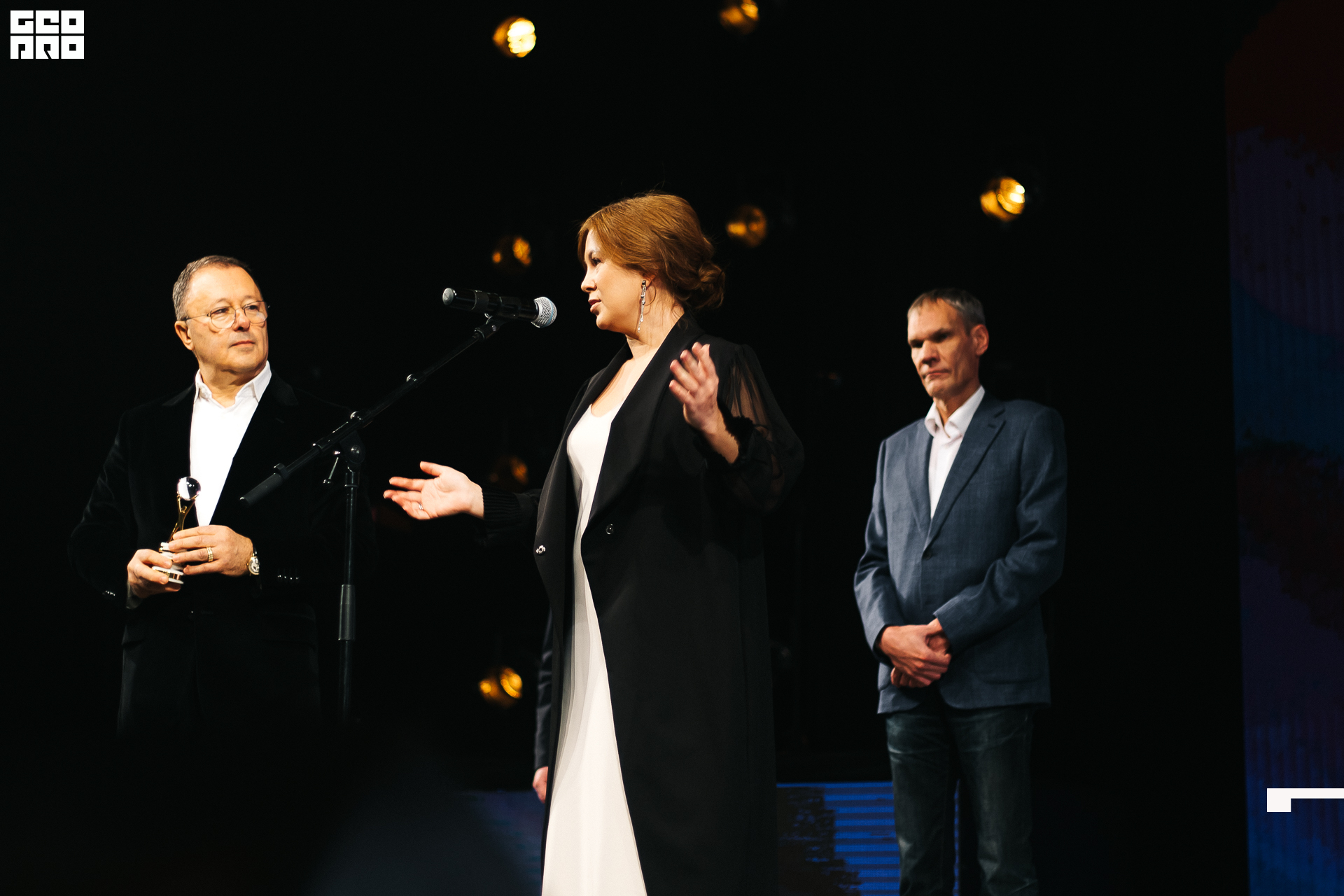 382_21-12-09 ISAEVA KASHIN SHVETS.jpg