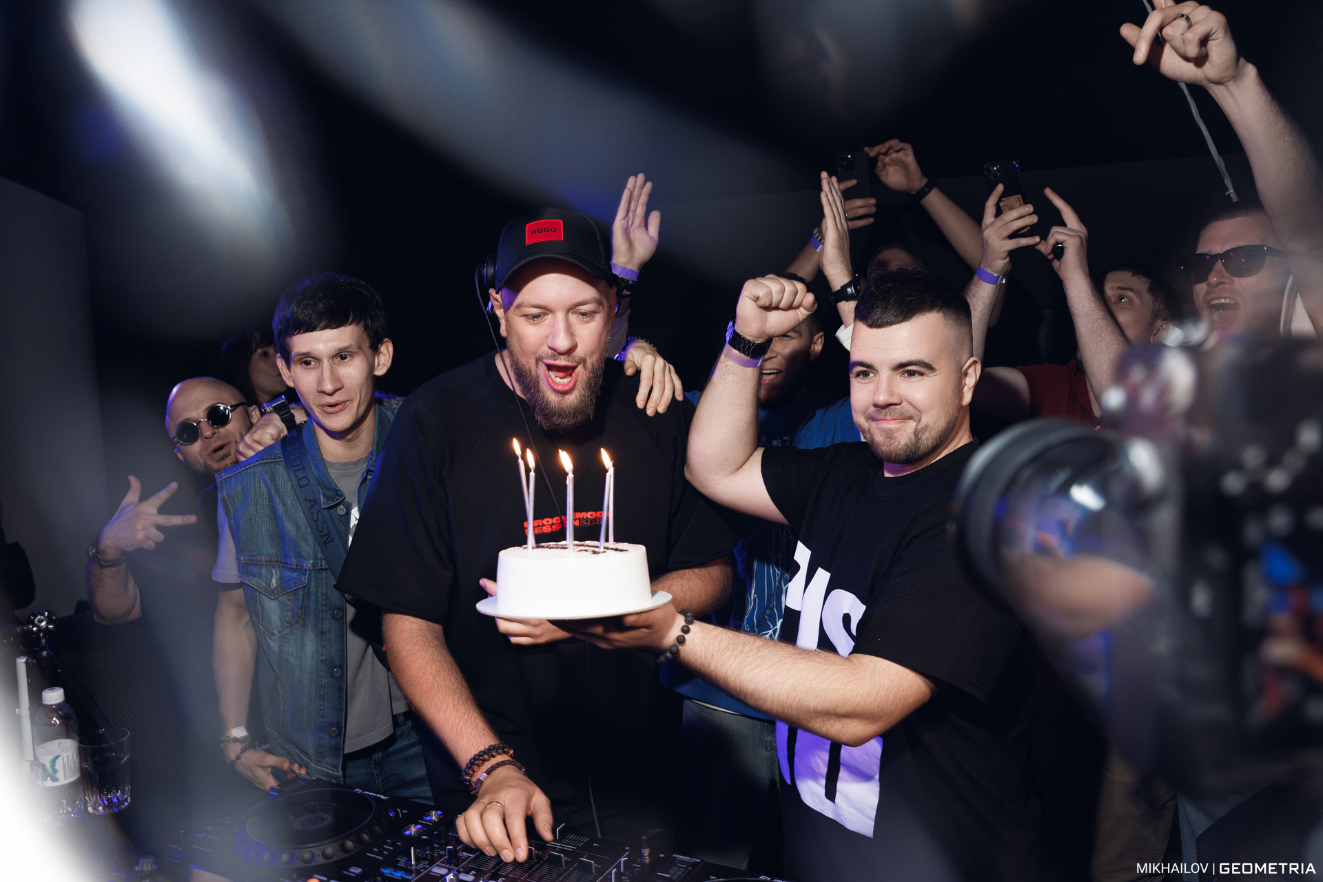 099-190425-0428 mikhailov-weblogo.jpg