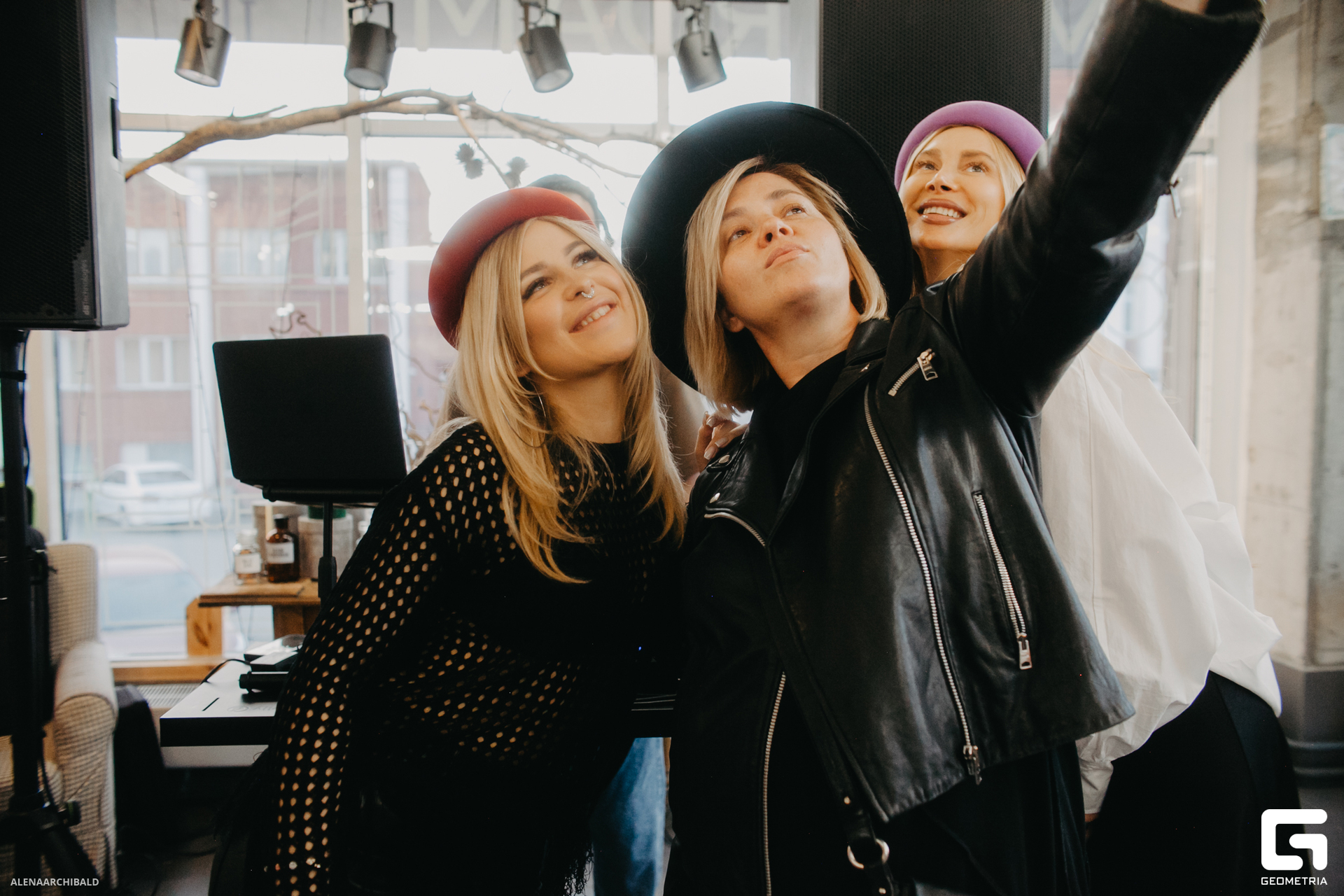 2023-04-27 18-46-35_alenaarchibald175.JPG