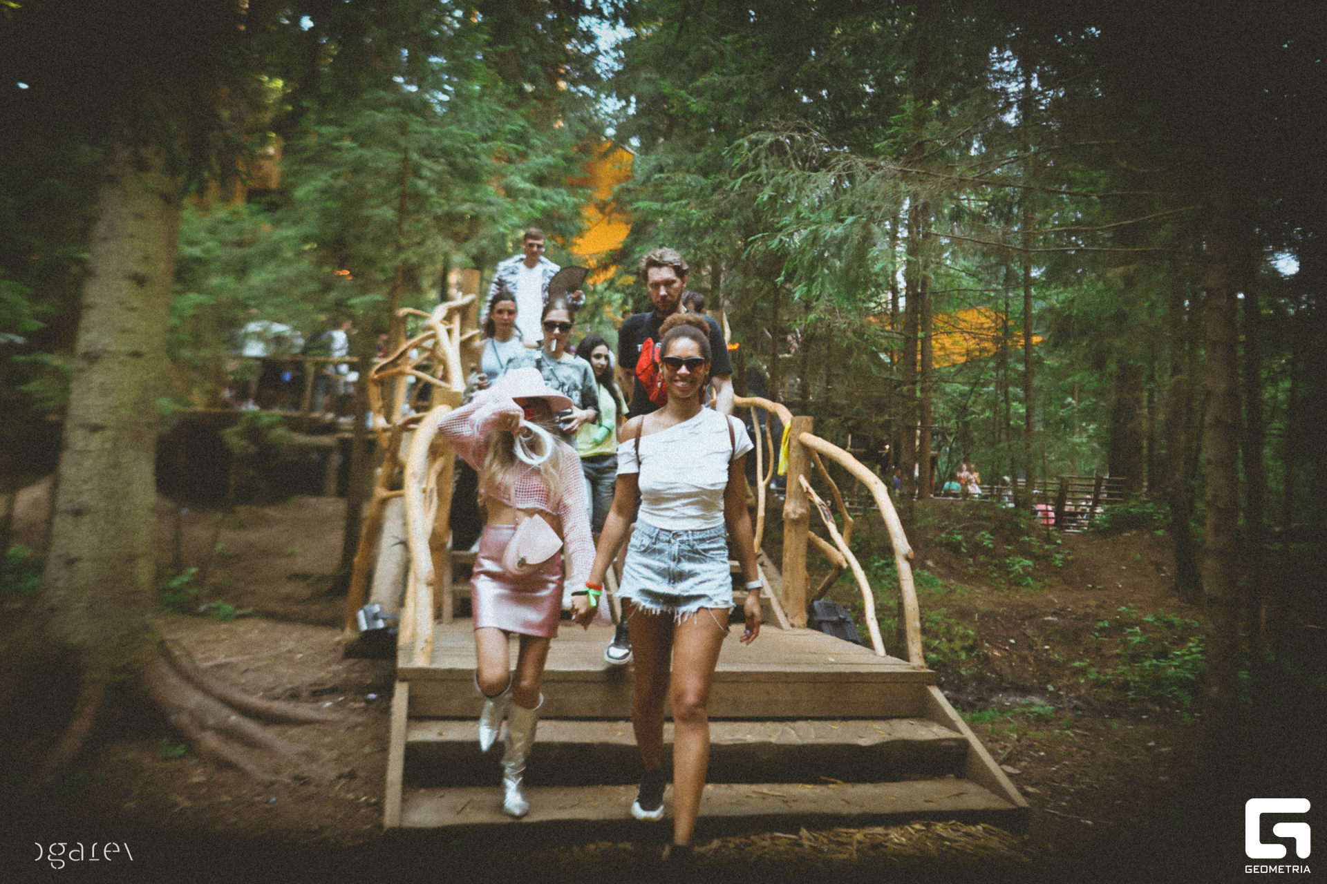 OUTLINE 2025-102.jpg