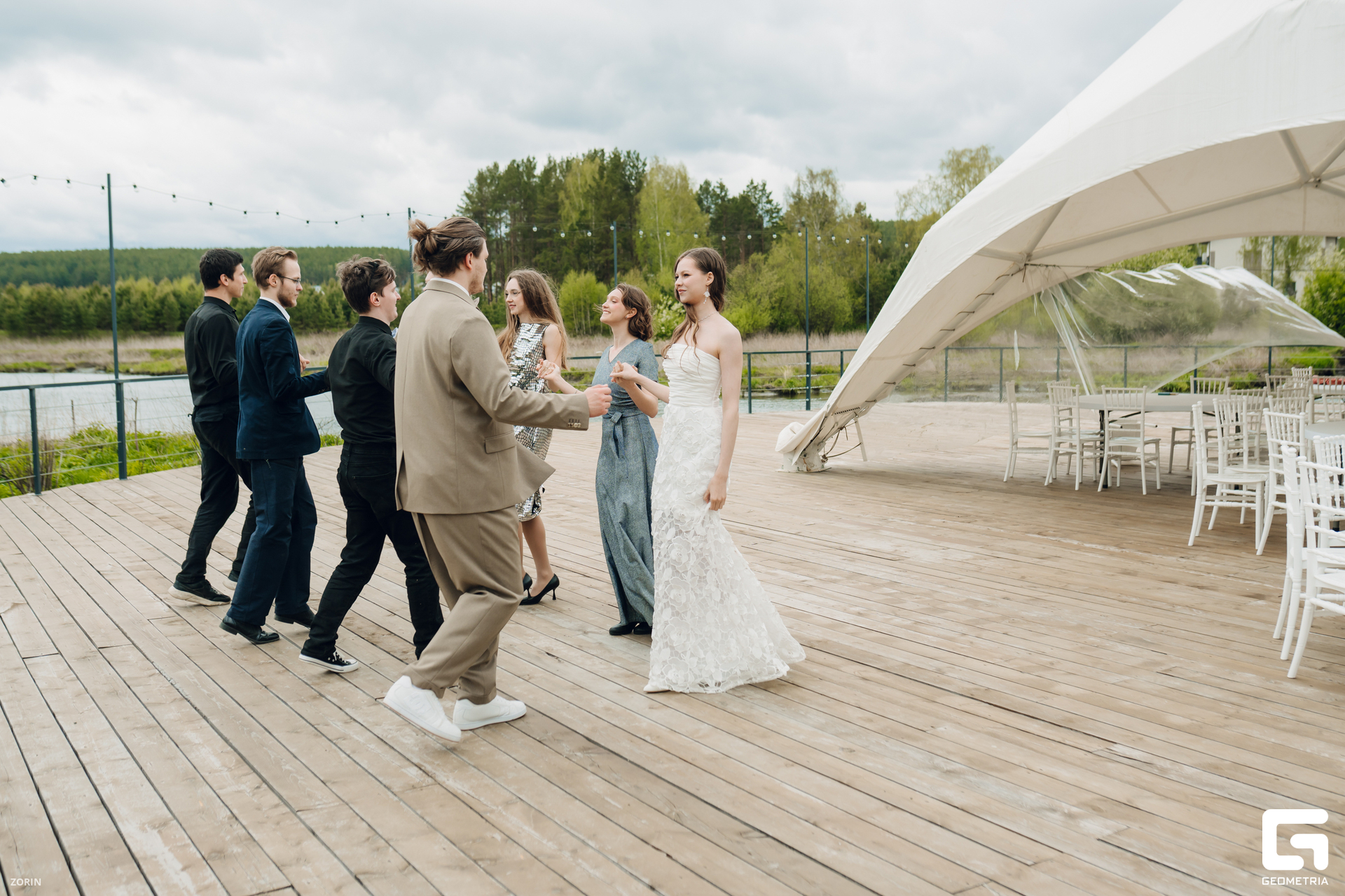 065-17-05-41-20-05-25- Zorin.jpg